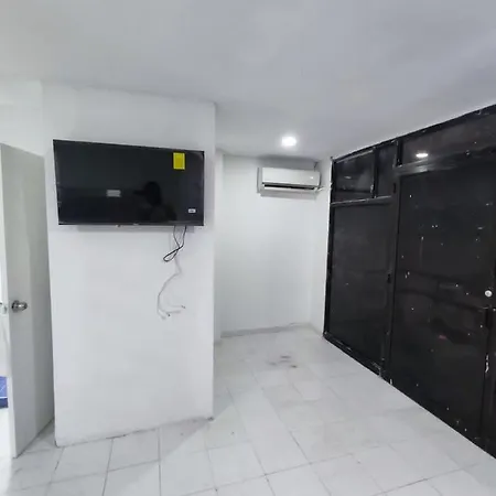 Apartamento L-3 Cerca Al Mar Con Aire Acondicionado Y Wifi Apartment